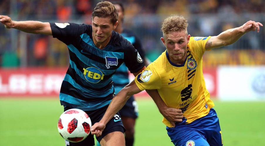 沃尔夫斯堡夺冠主力阵容